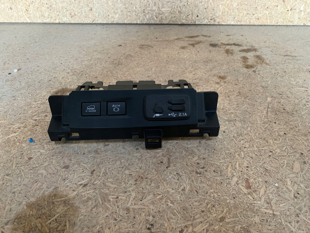 фото №1, Панель aux usb x-mode avh subaru ascent