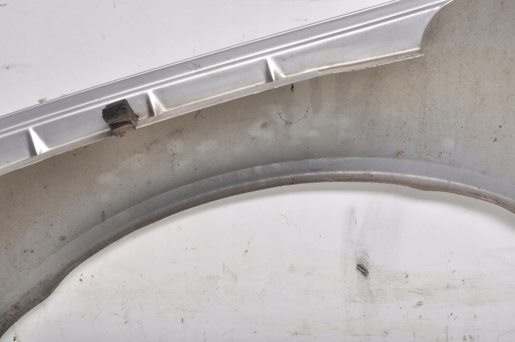 Chrysler 300m крило правий перед передній Оригінал