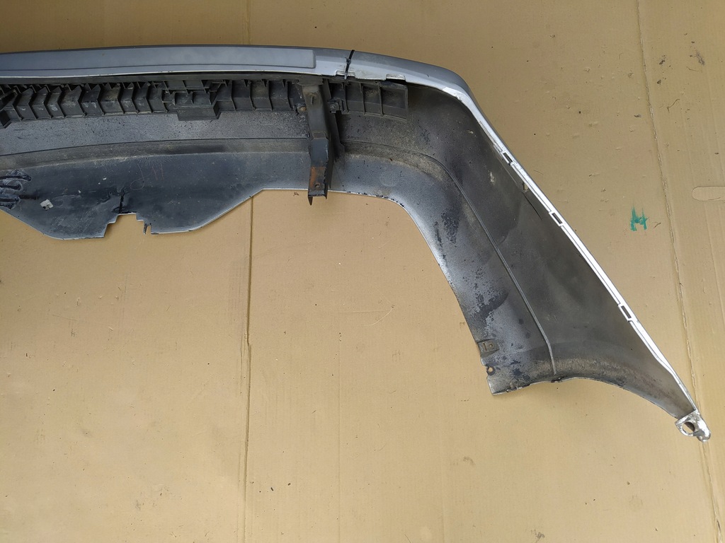 фото №14, Бампер задняя задний - mitsubishi carisma