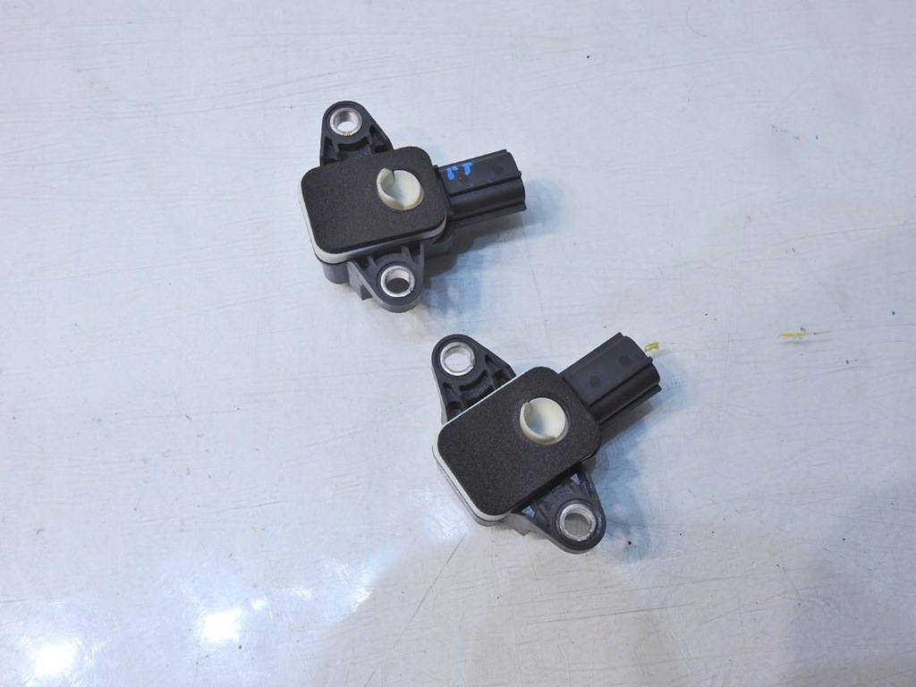 фото №6, Датчик ударний audi a4 b7 8p0955557