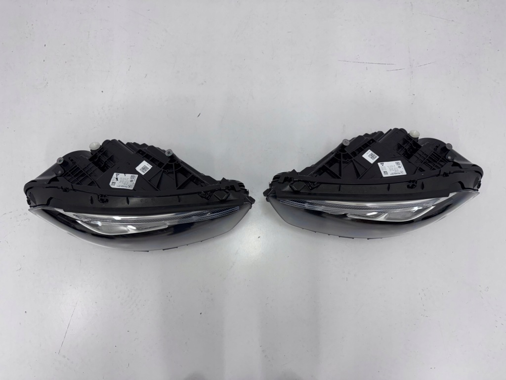 Mercedes a klasa w177 a177 lift amg pzród крила капот лампи бампер Доставка