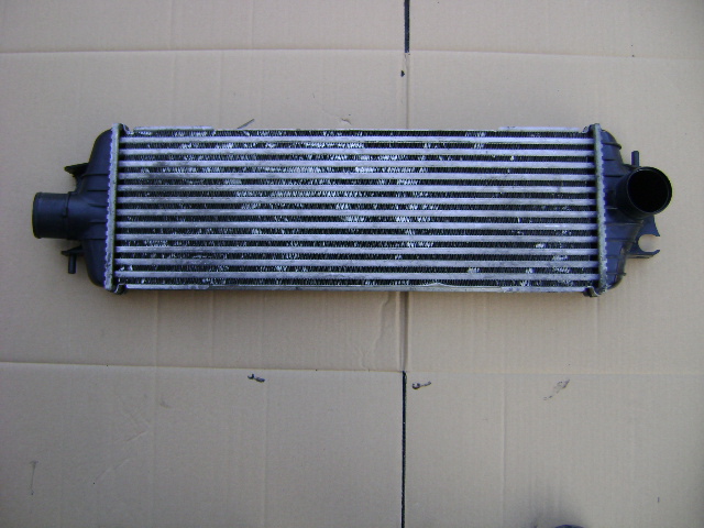 фото №1, Интеркулер 8200219497a renault master 2.5dci