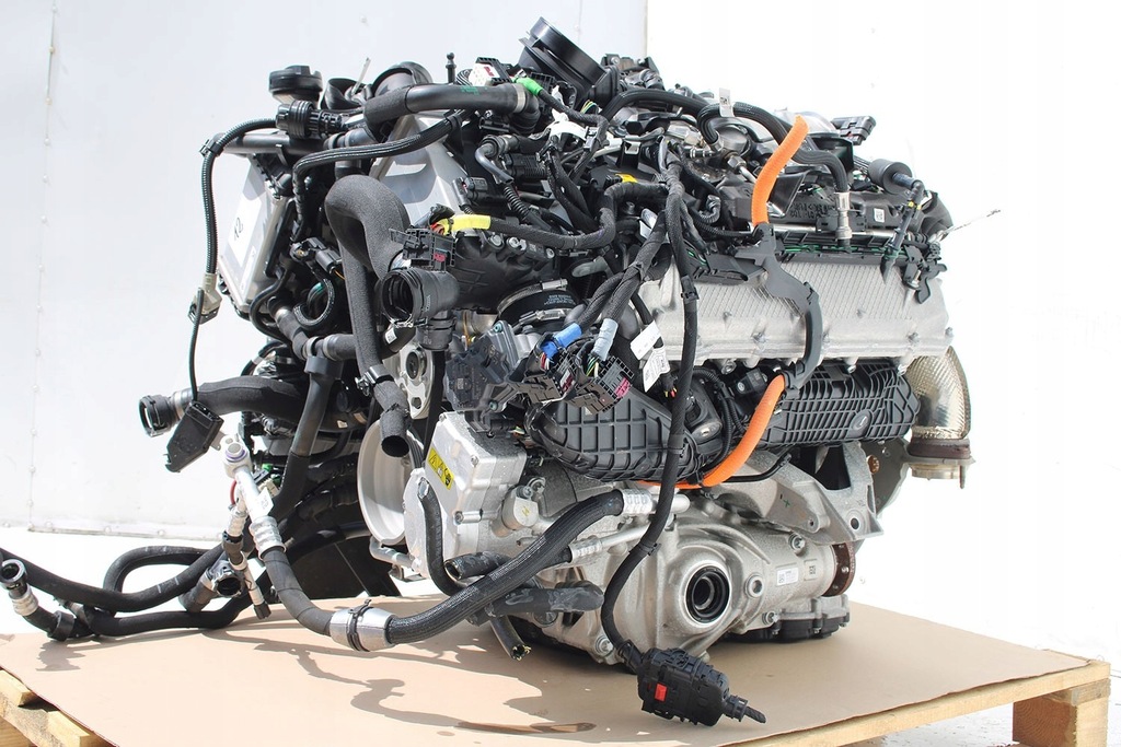 фото №10, Bmw 7 x5 x6 x7 двигатель 4.4 s68_b44 g70 f95 f96 g07