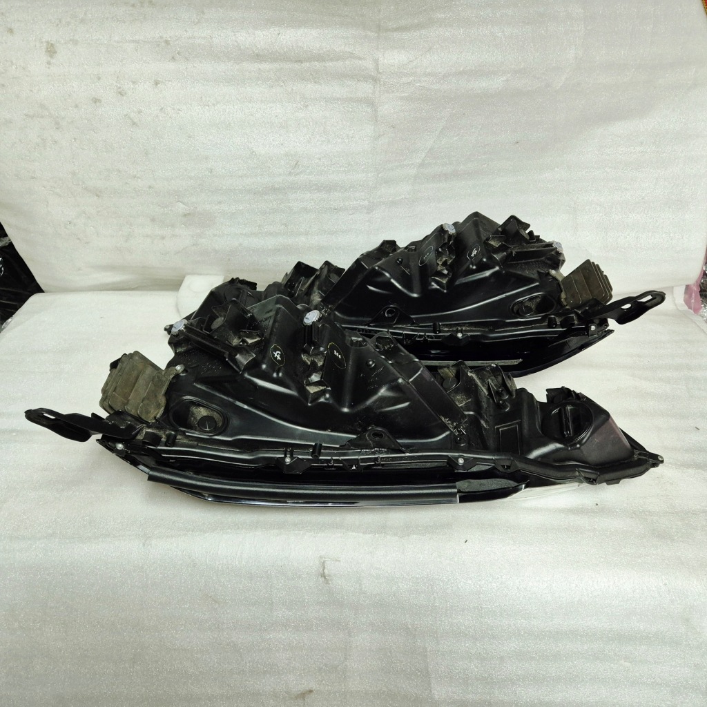 Lexus ux f-sport lift лампа l+p full led eu Оригинал