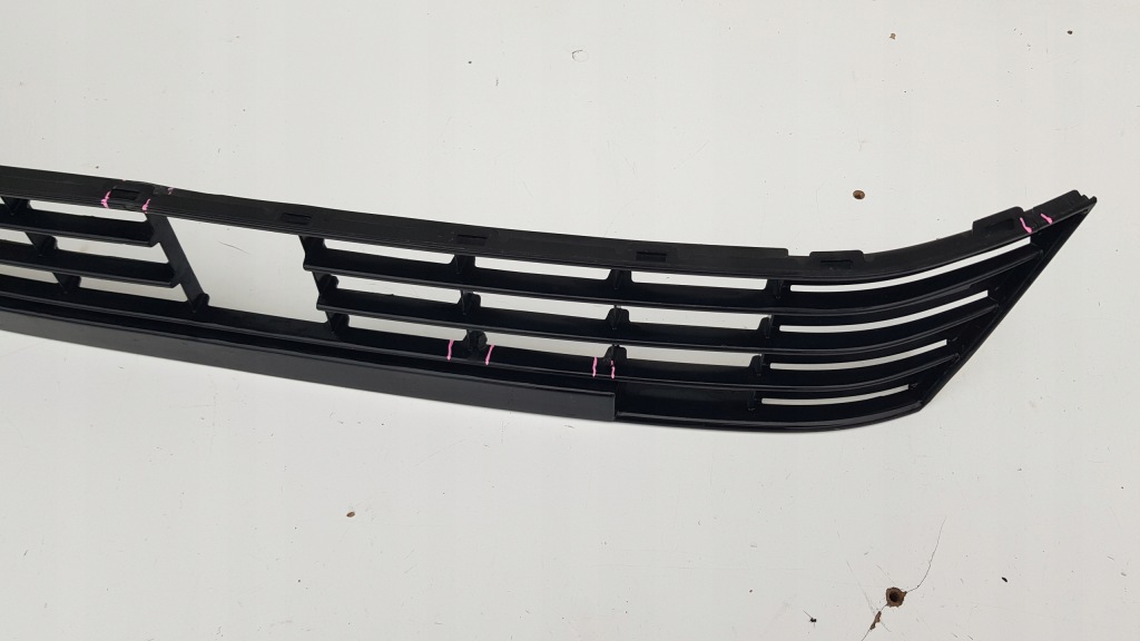 фото №12, Решітка середня бампера vw polo v 6r r-line радар