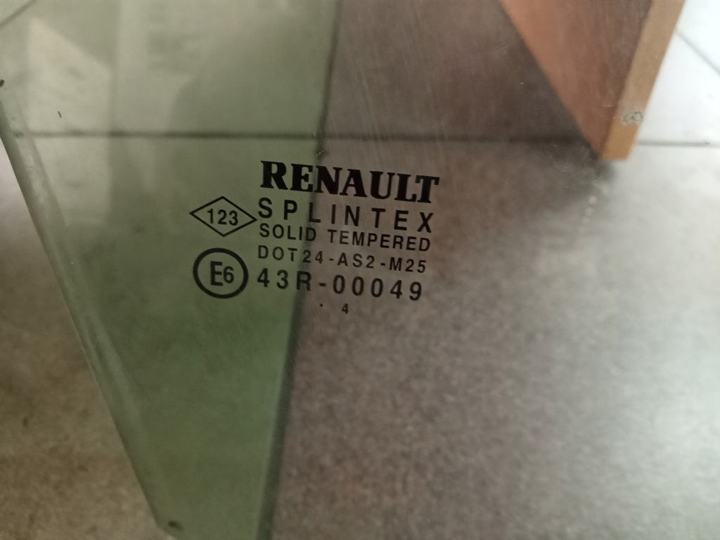 фото №2, Стекло правый перед renault scenic ii 03-09 r.