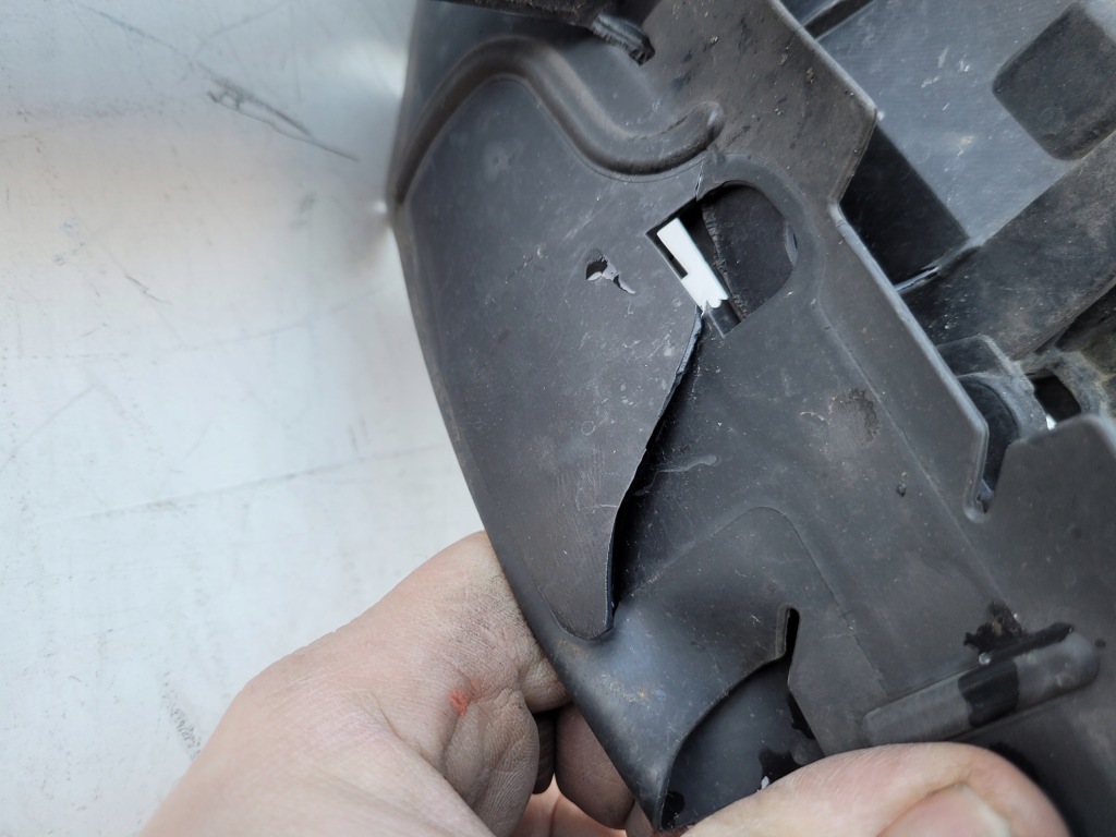 фото №14, Skoda octavia 3 iii 5e pas передний усилитель