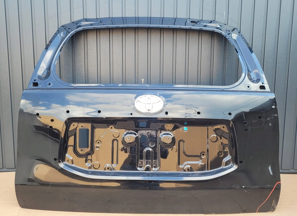 фото №1, Toyota land cruiser 20- кришка багажника багажника задня