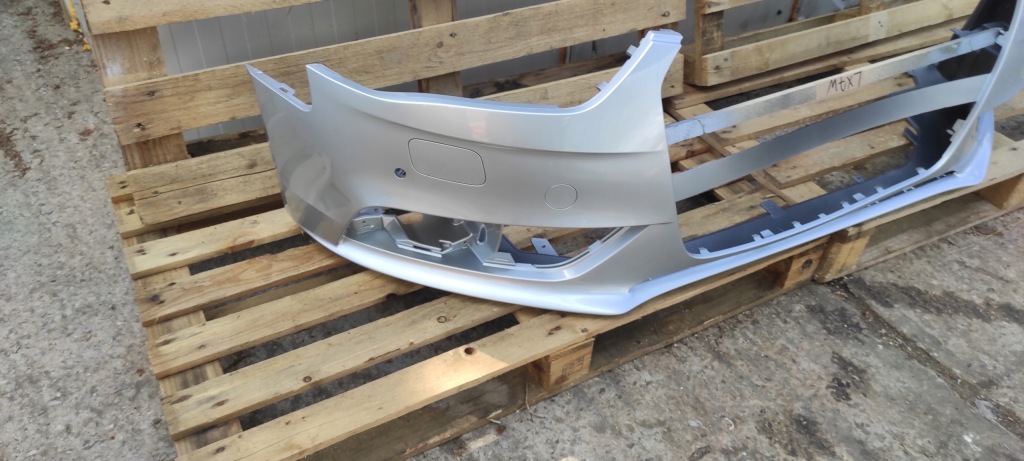 Бампер перед audi a4 b8 lift ксенон pdc lx7w Киев
