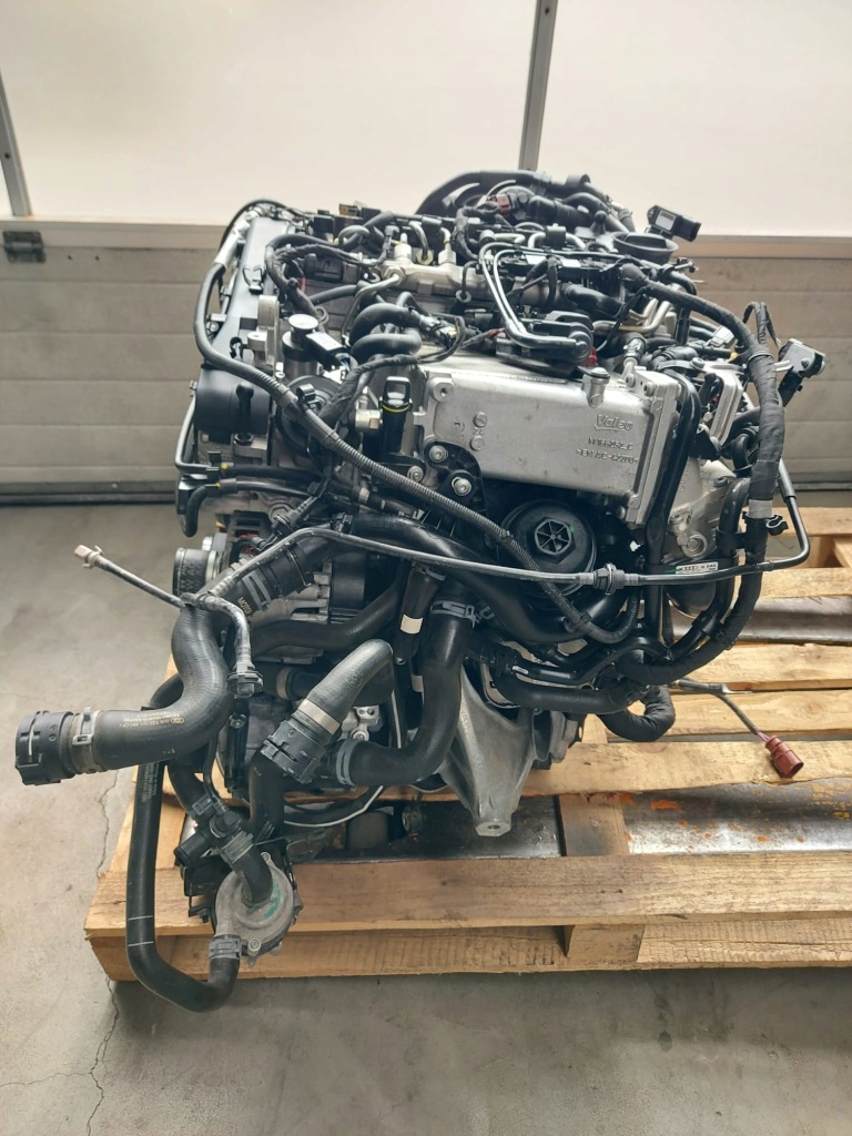 Двигун audi 2.0tdi 190km kod det комплектний Недорого