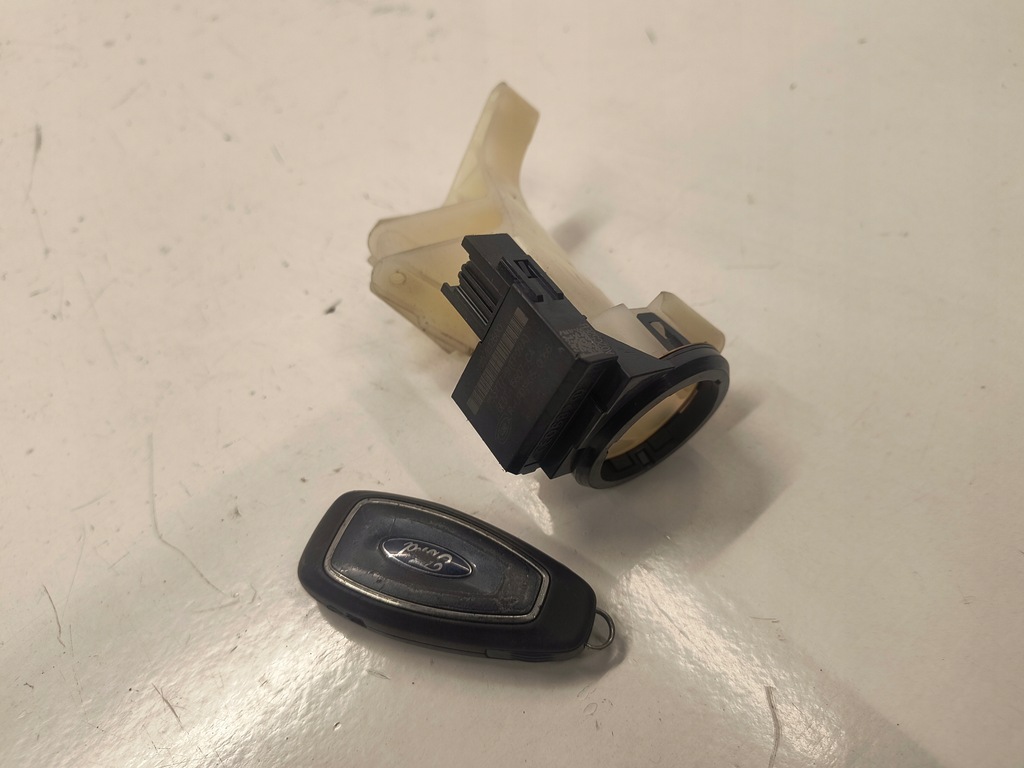 фото №1, Ford замок зажигания ключ pilot петля 7s7t-19h386-cb