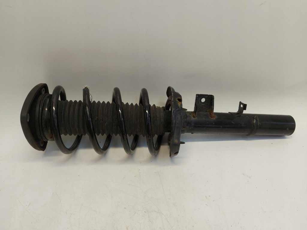 Купить Volvo xc40 амортизатор левый перед 32246637