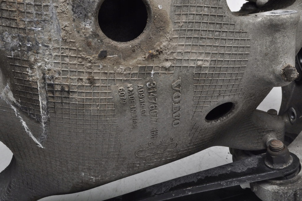 фото №7, Volvo xc60 xc90 ii подвеска задние правое поворотный кулак правая ступица рычаг