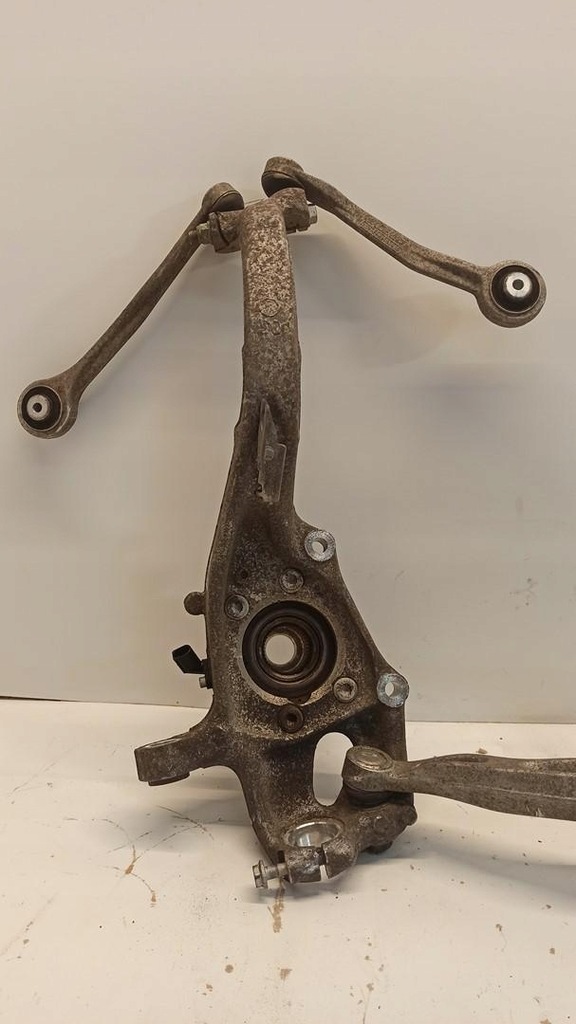 фото №8, Audi a6 c7 поворотний кулак правий перед 2.0tdi 4g0407242d