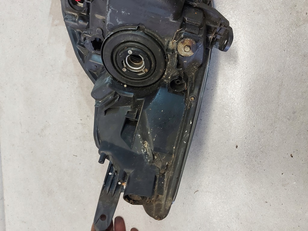 фото №9, Toyota yaris iii lift лампа левая перед bez повреждений