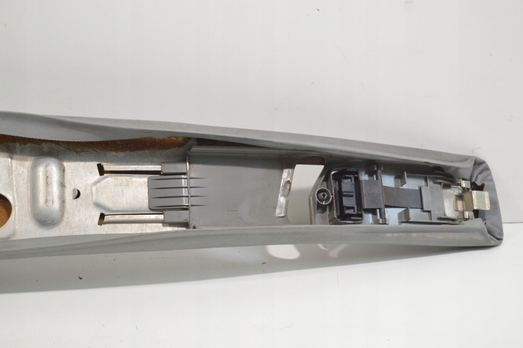 Накладка стойка b серая левая mercedes w126 s klasa se sel 1266907925 Доставка