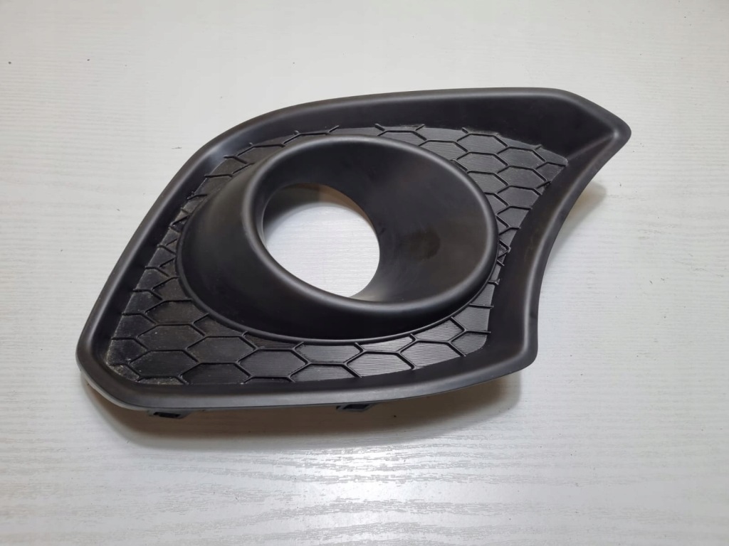 Swift mk8 viii rs sport левая решётка бампера перед 71761-68r0 с Разборки