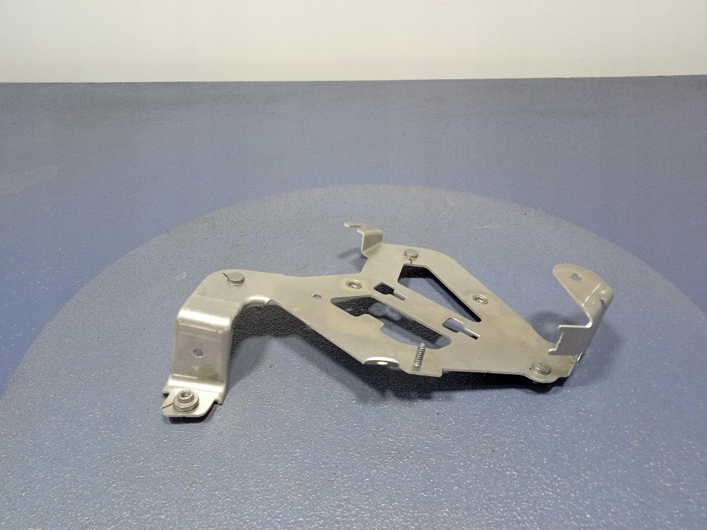 фото №6, Porsche panamera ii 971 кронштейн кронштейн блок управления 971907515