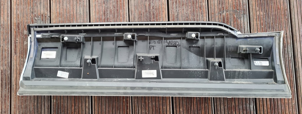 фото №9, Молдинг двері задня правий audi q7 sq7 4m0583870 lift