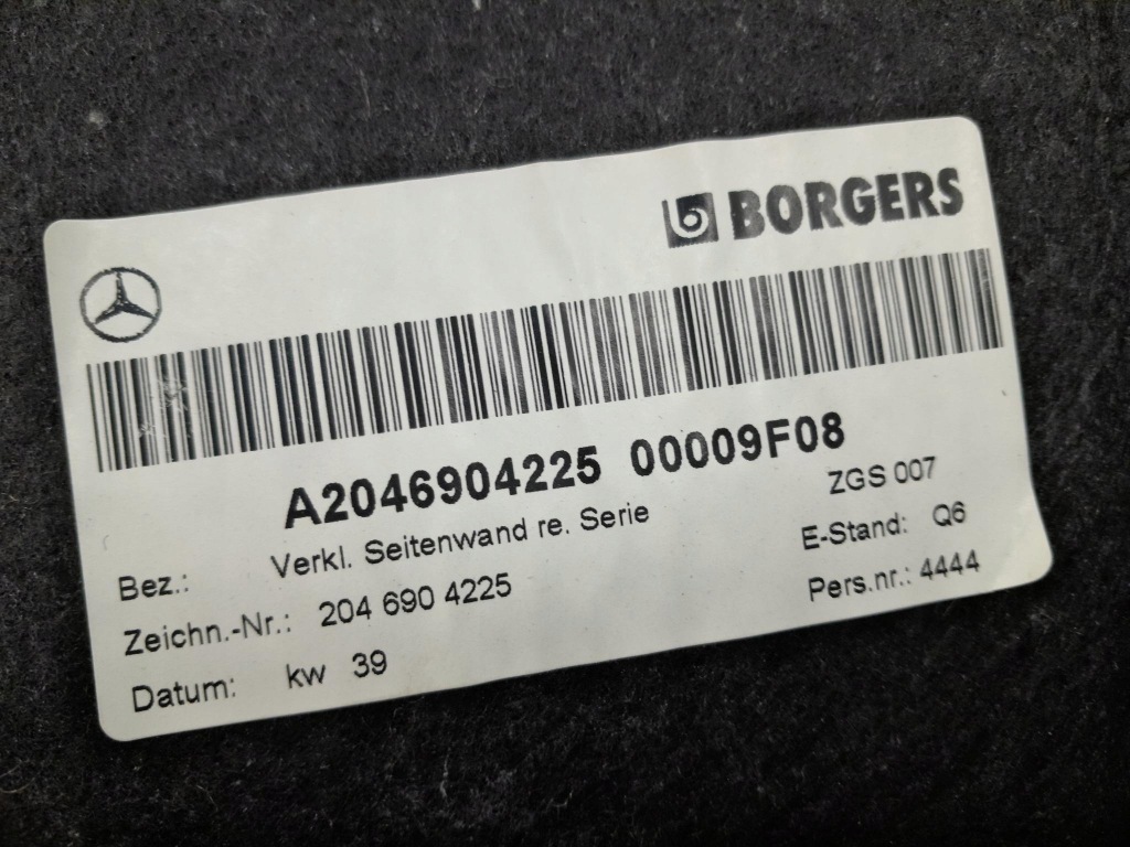 фото №7, Mercedes c w204 обшивки обивка багажника 2 szt