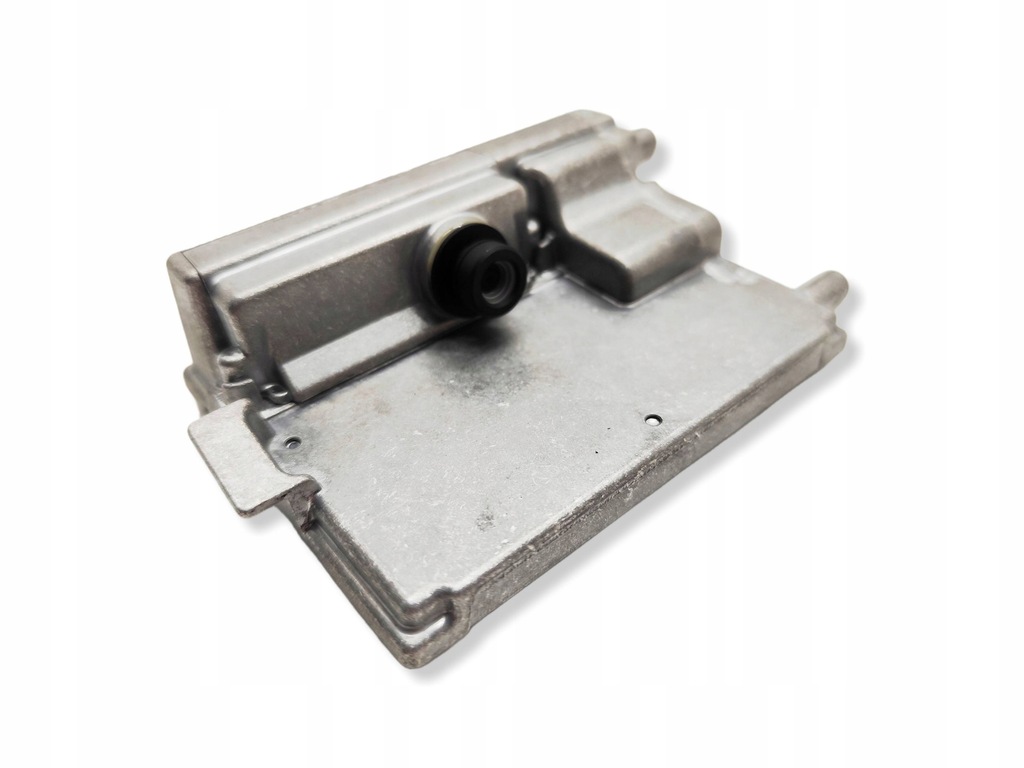 фото №1, Vw golf viii audi a3 8y камера асистент поперечина руху