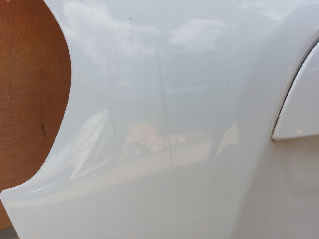 фото №5, Крышка багажника задняя nissan juke i 15r белый камера