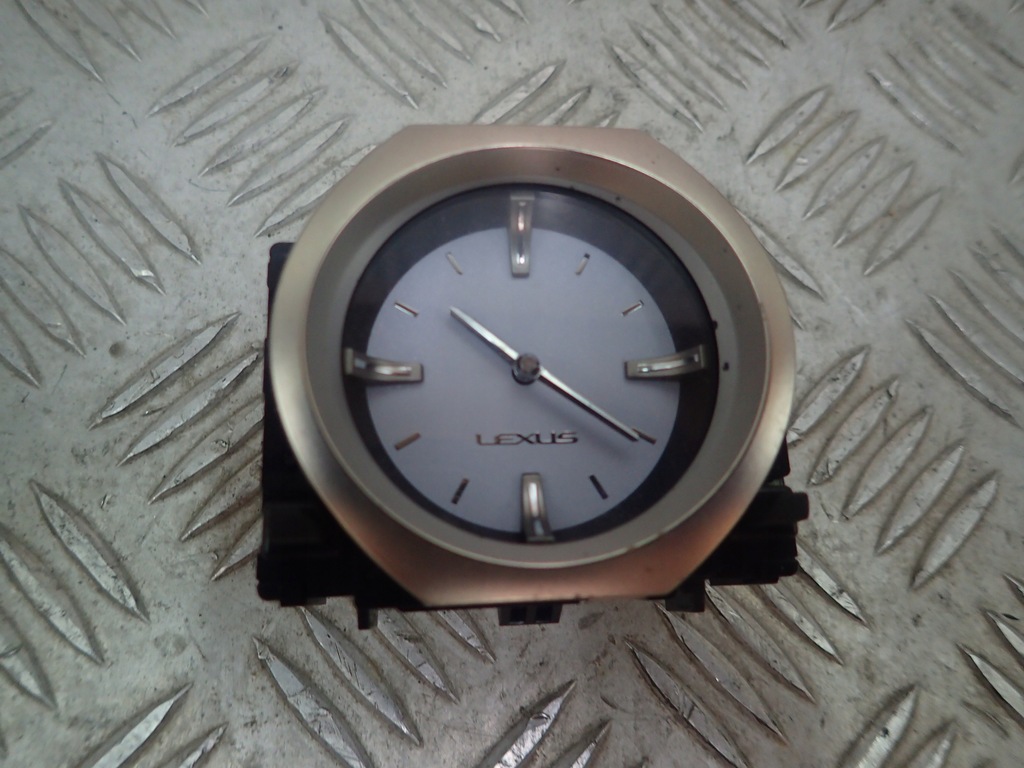 фото №1, Lexus rc 350 годинник консолі панелі