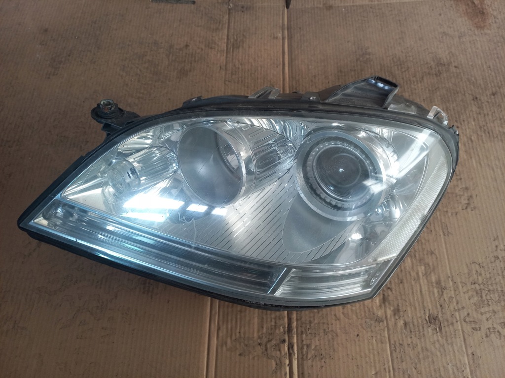 Купити Лампа фара h7 лівий перед ml w164 1648260191