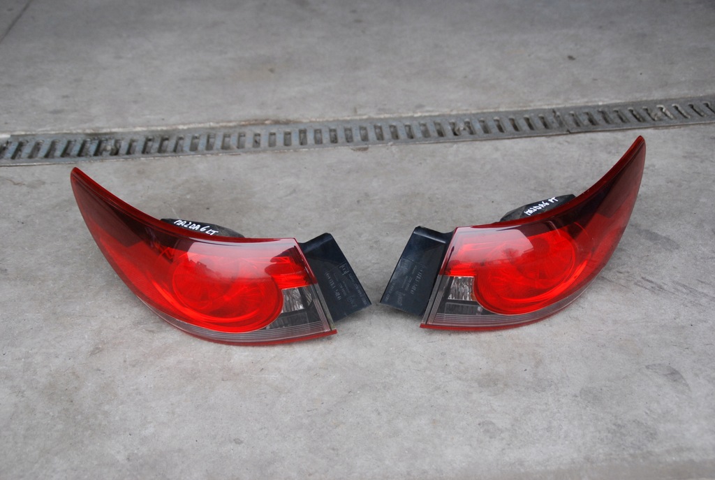 фото №1, Mazda 6 iii gj лампа l / p задня задня sedan