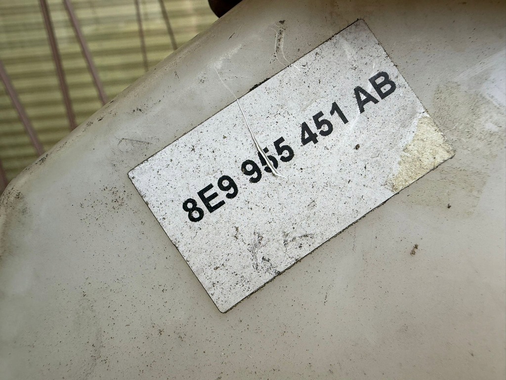 фото №7, Audi a4 b6 бачок жидкость омывателя 8e9955451ab