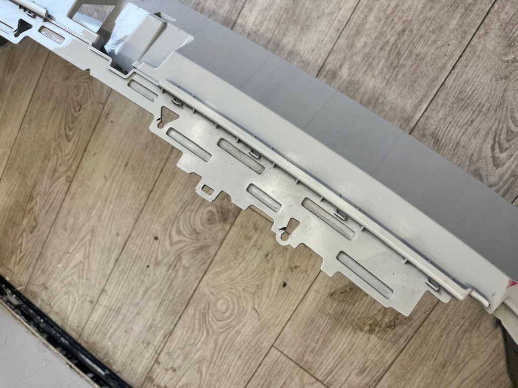 фото №7, Vw golf viii 8 5h0 бампер перед передний решётка 5h0807221h