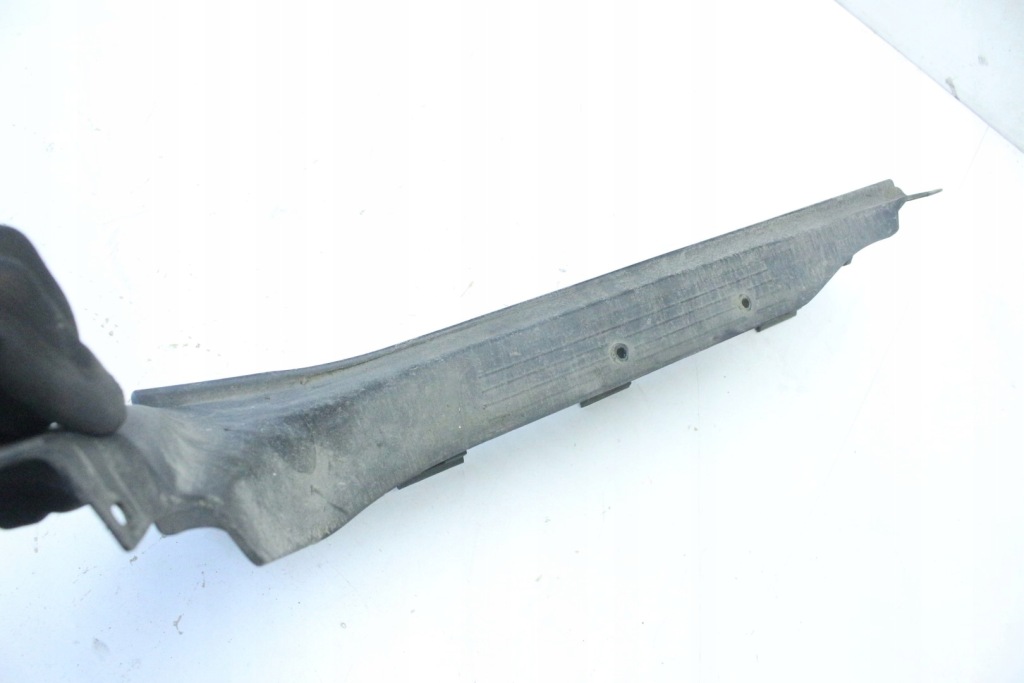 Правая молдинг накладка порог порог 5801521532 iveco daily iv 17r. Недорого