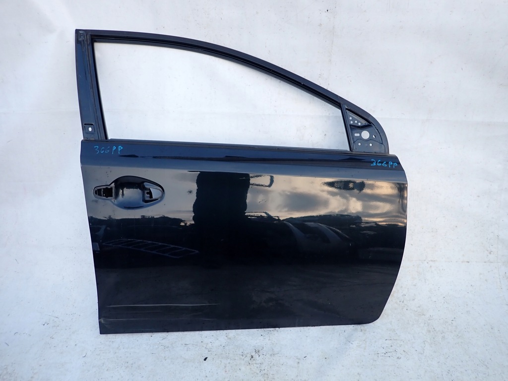 фото №1, Toyota auris ii 2 12-18 дверь перед передние правое