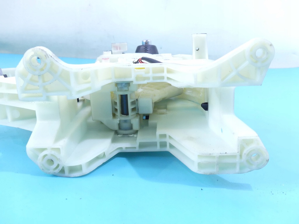 фото №8, Домкрат трос передач kia venga lift 1.6b автоматична коробка передач