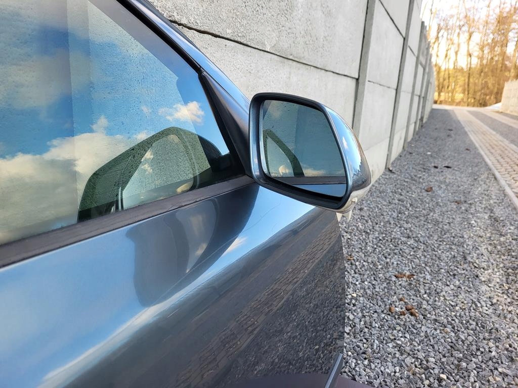 Skoda octavia 2 04-08 5-d hb liftback дверь правое перед+ задний  комплект . lf7v 9901 Киев