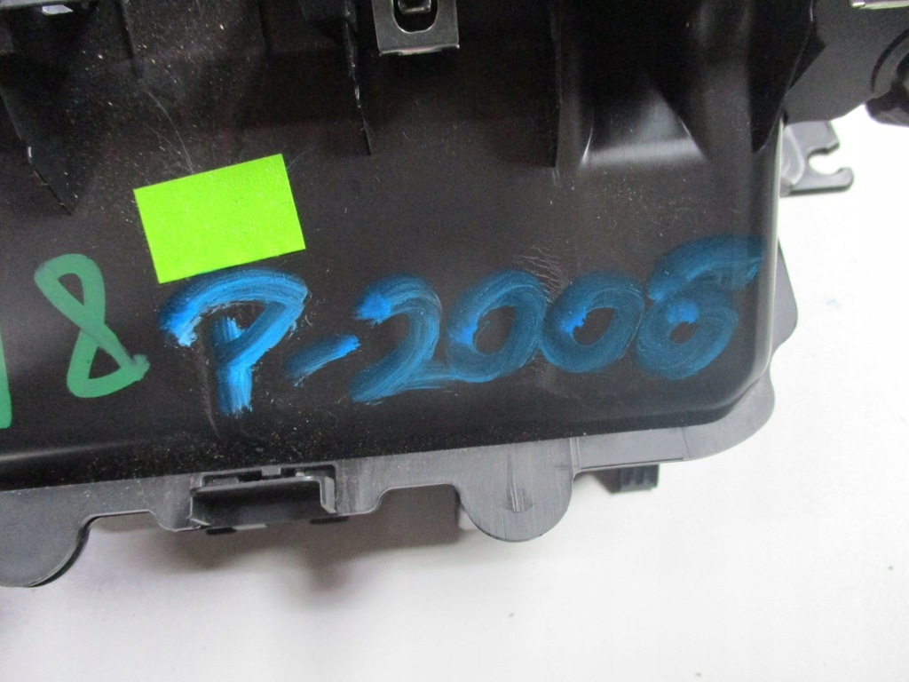 фото №4, Бардачок пепельница peugeot 2008