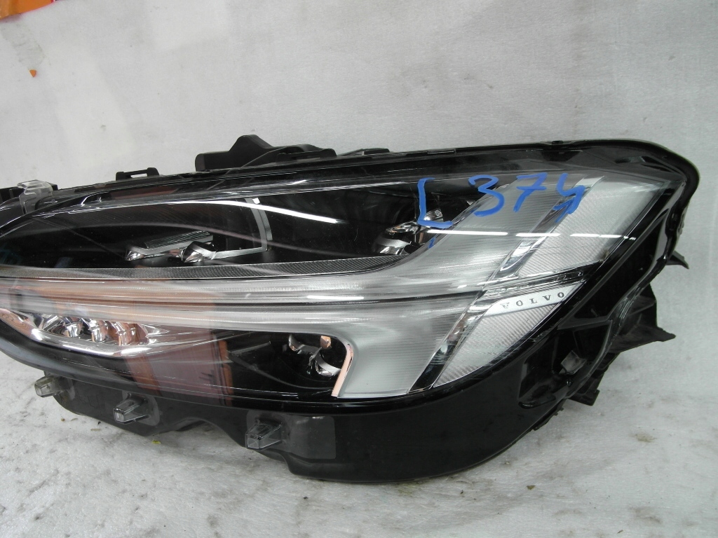 фото №4, Volvo v90 s90 led лампа передняя левая