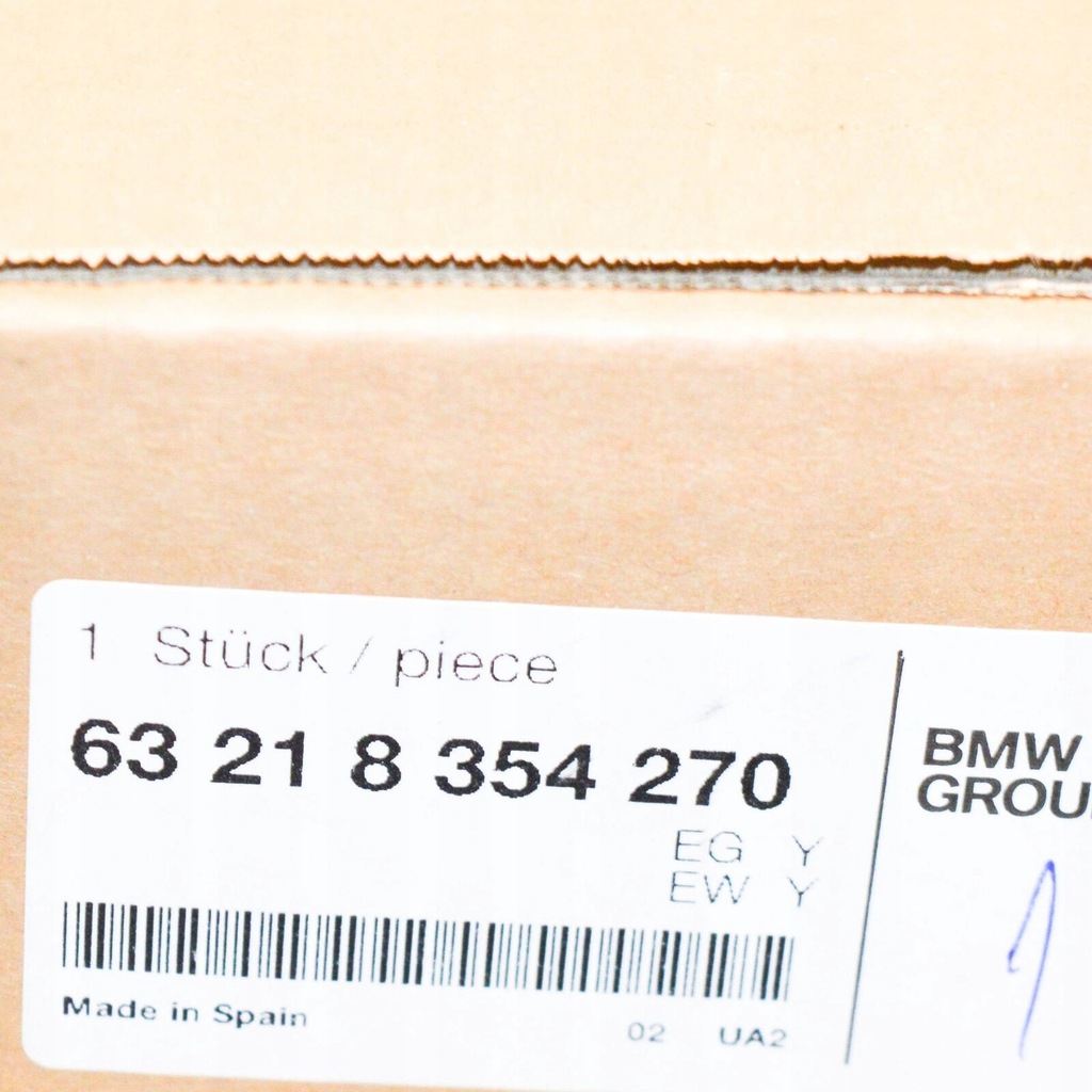 фото №8, Bmw 8 e31 правый rear outer tail light 63218354270