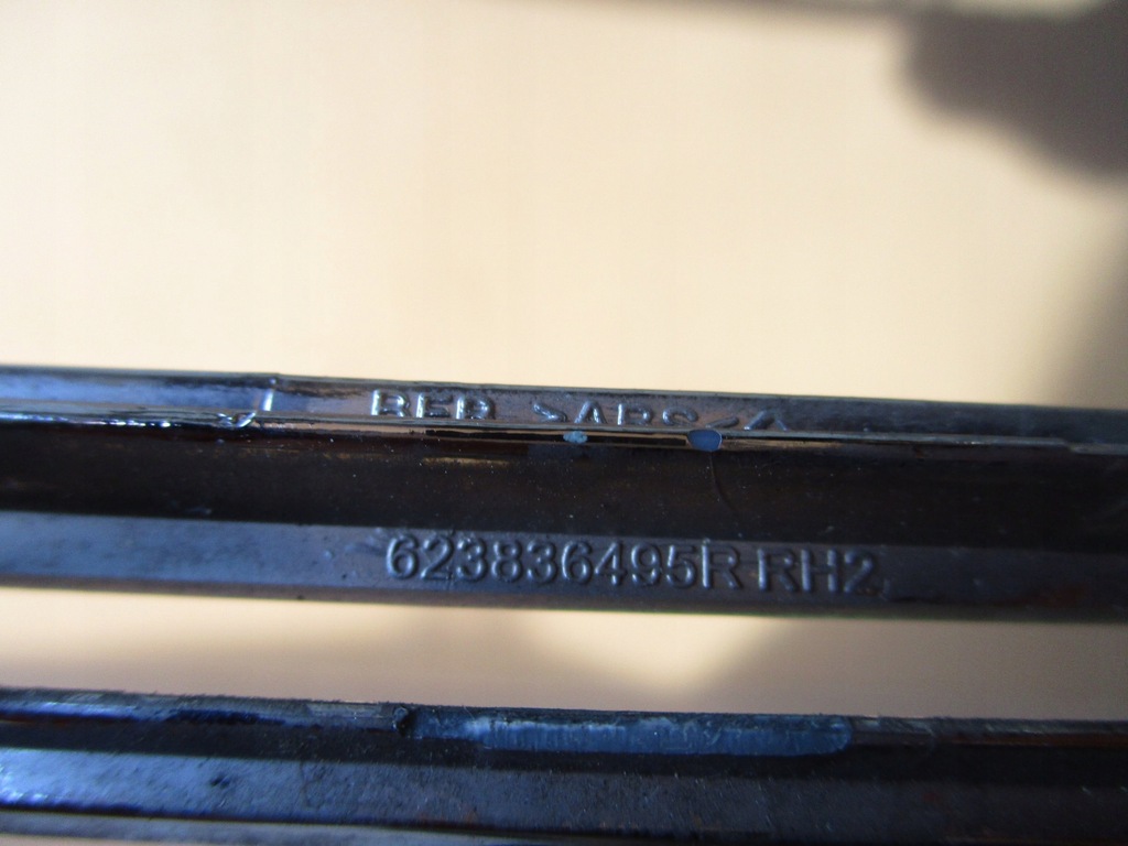 фото №3, Молдинг хром решітка решітка права renault megane iv