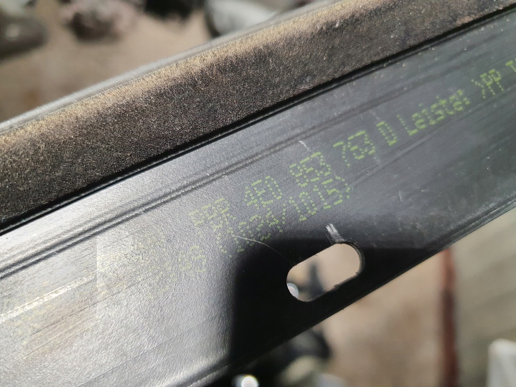 фото №8, Молдинг прокладка дверь левая задняя audi a8 d3 4e0