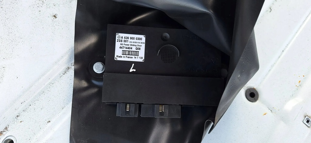 фото №1, Модуль двері a6399000300 mercedes-benz