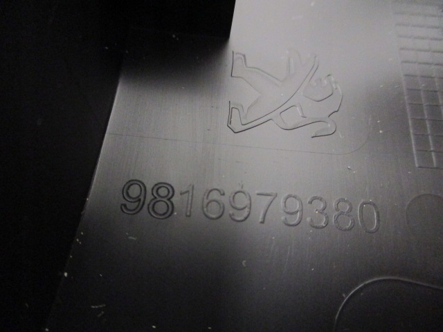 фото №10, Peugeot rifter молдинг бампера ліва передня nowa