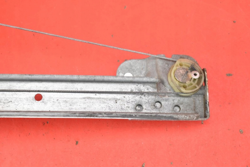 фото №10, Подъемник стекло правый перед eu 118482 dacia logan 1 i sedan 07-12