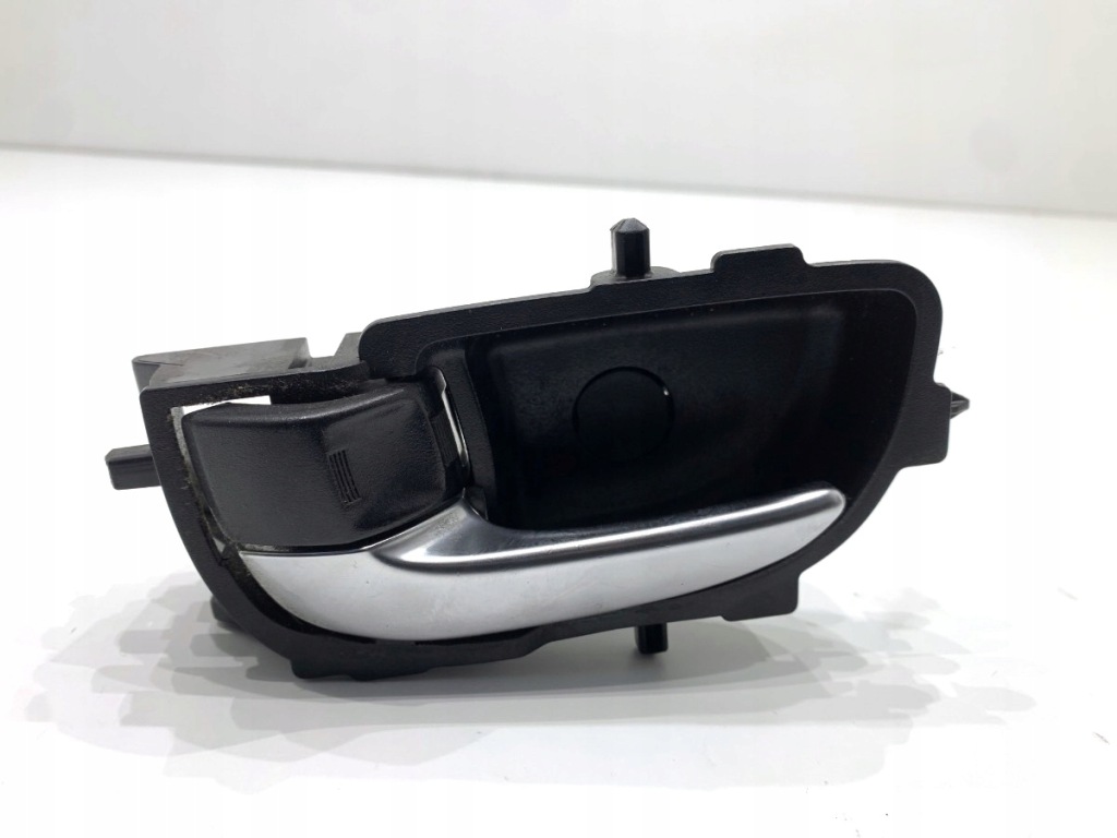 Купить Ручка внутренняя левый перед toyota auris ii 69206-0d270 хэтчбек 12-18