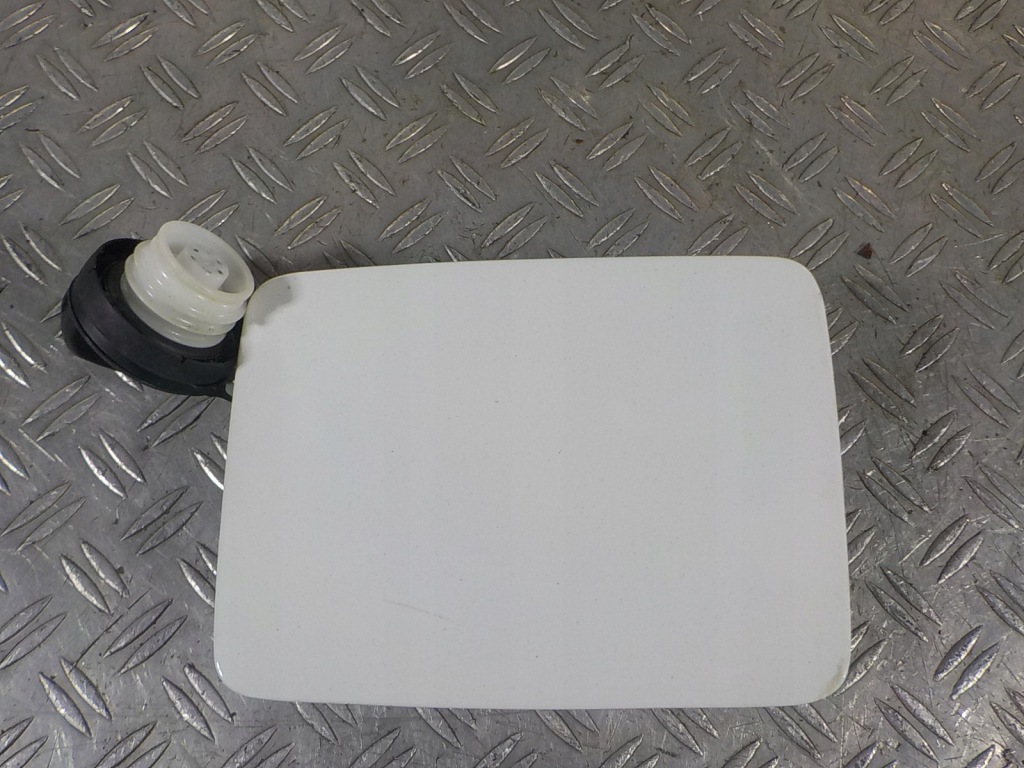 фото №1, Suzuki sx4 s-cross 22- крышка заливной топлива