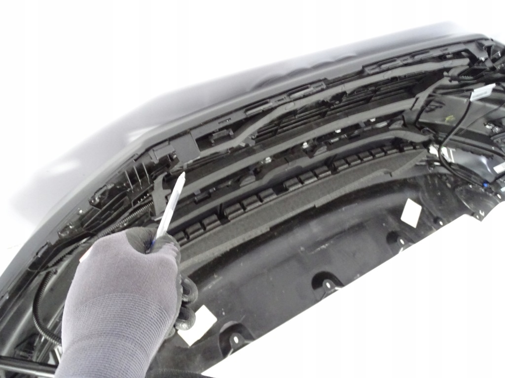 фото №14, Бампер перед передній audi e-tron 4ke