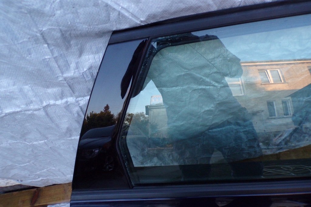 фото №8, Peugeot 308 t9 дверь правый задняя полный