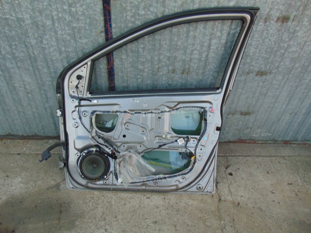 фото №12, Дверь правый перед hyundai i20 1 lift 2012-2014 цвет sag