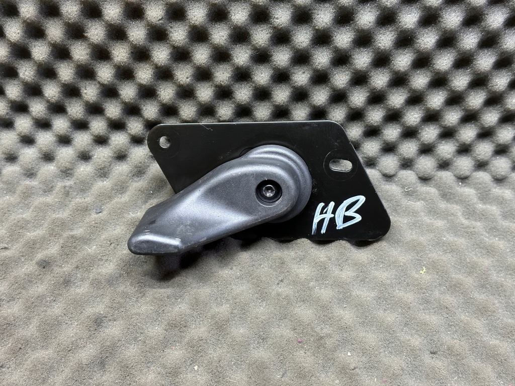 Купити 9818155780 ручка внутрішня двері задніх peugeot citroen toyota