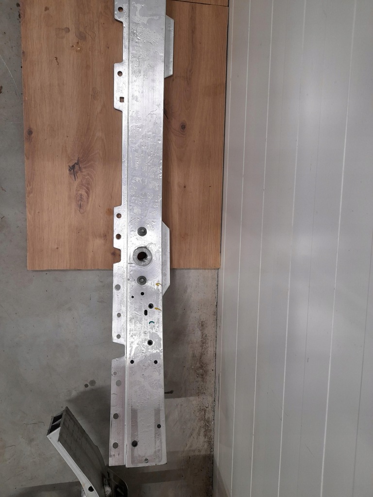 фото №7, Балка бампера передняя mercedes w206